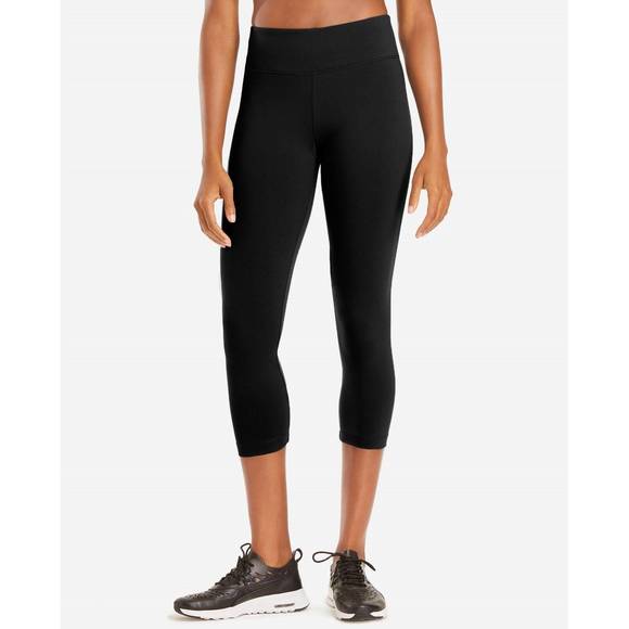 DANSKIN Pants - NEW DANSKIN yoga capri leggings in black signature